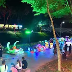Kinta River Suite Ipoh Town 12 Guests